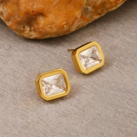 Gleeful Crystal Gold Earring