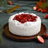 Very Berry Strawberry Cake - 500 Gm