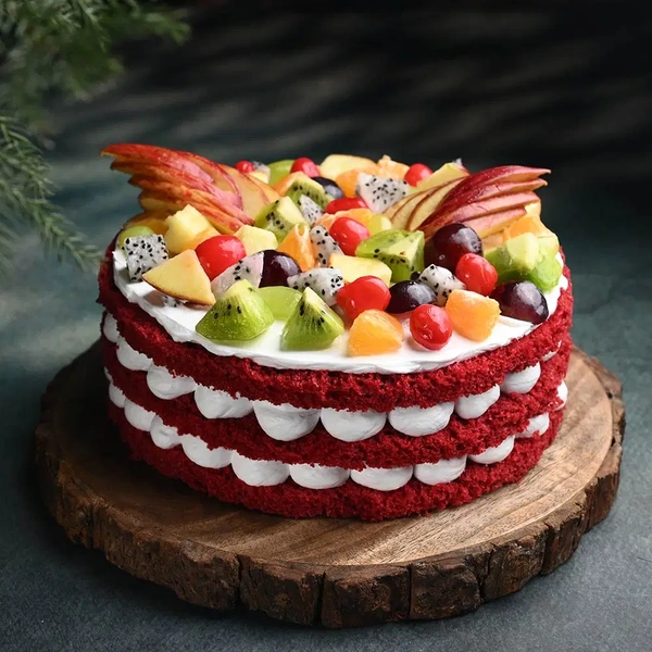 Fresh Fruits Topped Red Velvet Cake - 1 Kg