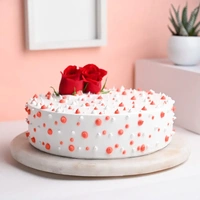 Roses N Vanilla Cream Dream Cake - 2 Kg