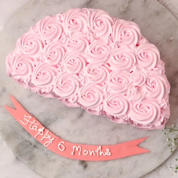 Strawberry Half Cake - 2 Kg