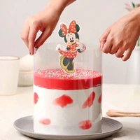 Minnie Mouse Strawberry Pull Me Up Cake - 1.5 Kg