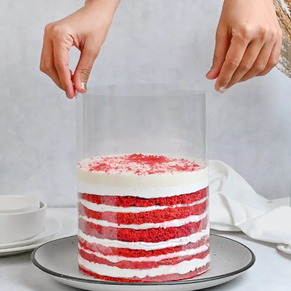 Red Velvet Pull Me Up Cake - 2 Kg