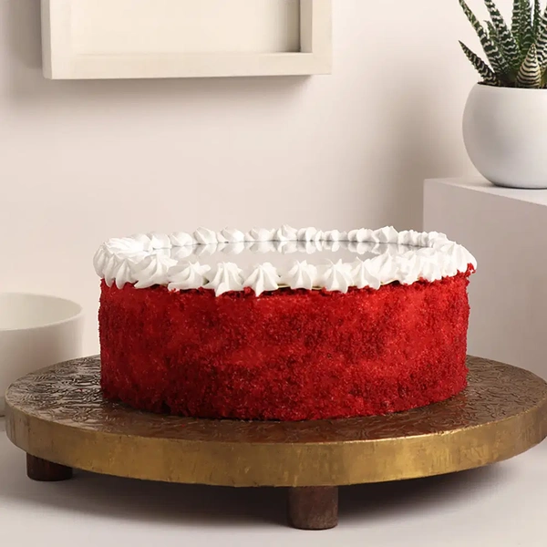 Red Velvet Selfie Cake - 500 Gm