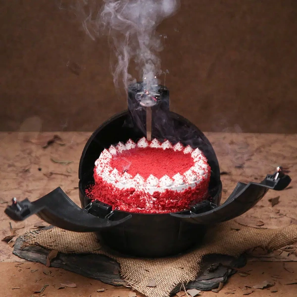 Red Velvet Cream Bomb Cake - 500 Gm