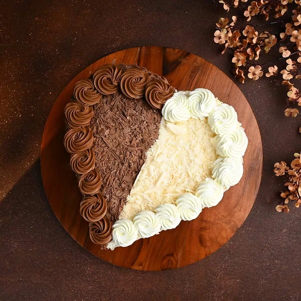 Heart Shape Double Delight Cake - 500 Gm