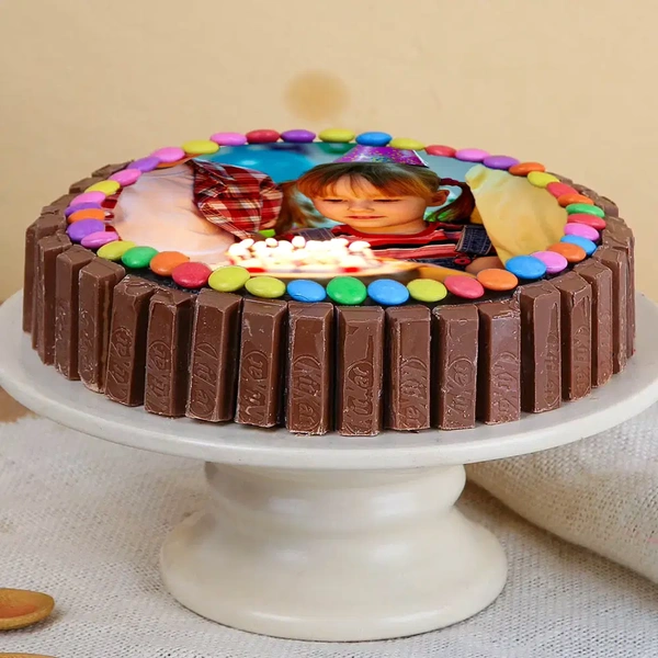 KitKat Gems Photo Cake - 1.5 Kg