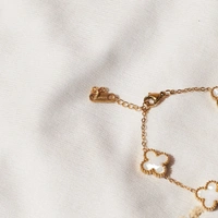 Victorian White Bracelet