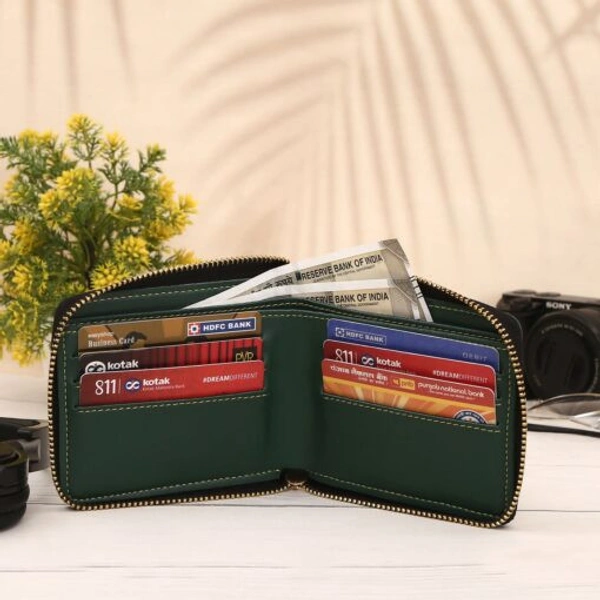 Personalized Unisex Wallet With Name & Charm