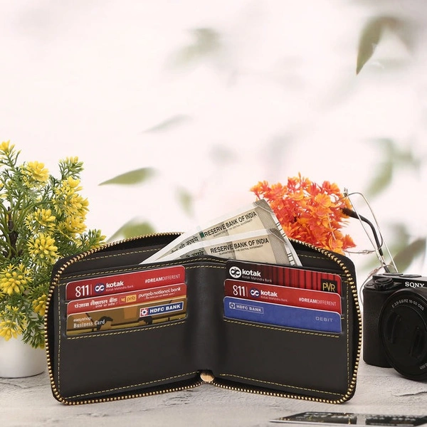 Personalized Unisex Wallet With Name & Charm