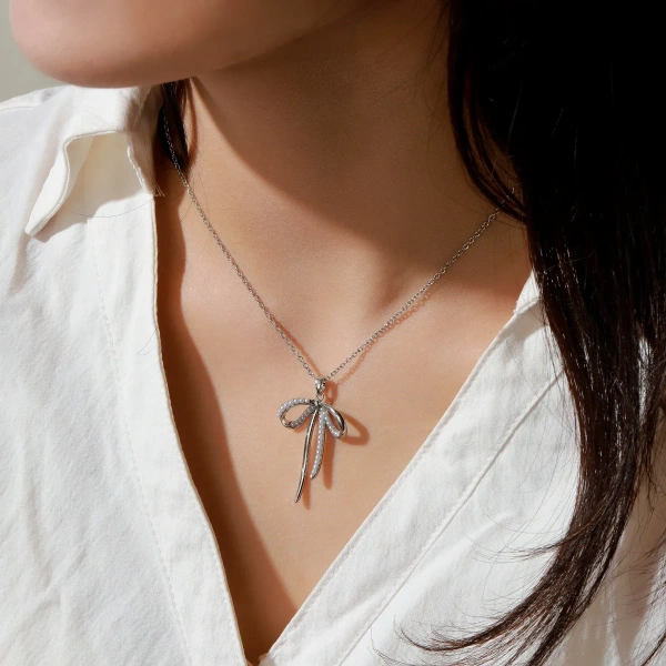 Cupid’s Bow Silver Necklace
