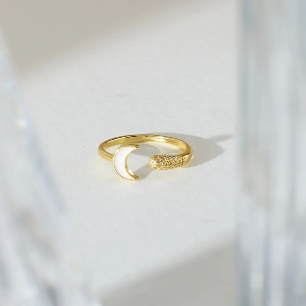 Moonshadow Charm Ring