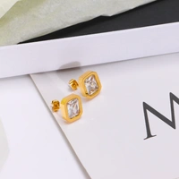 Gleeful Crystal Gold Earring