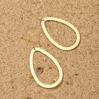 O' Oranate Gold Earring