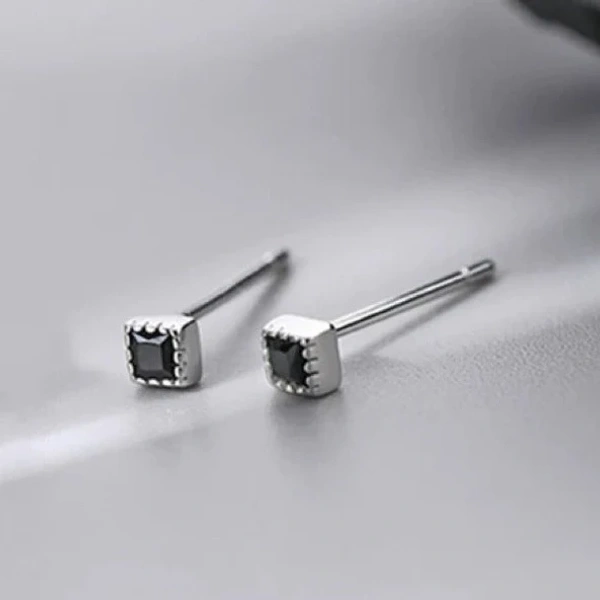 Cannabis Silver Black Studs