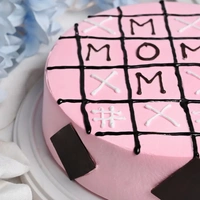 Strawberry Tic Tac Toe Cake - 1 Kg