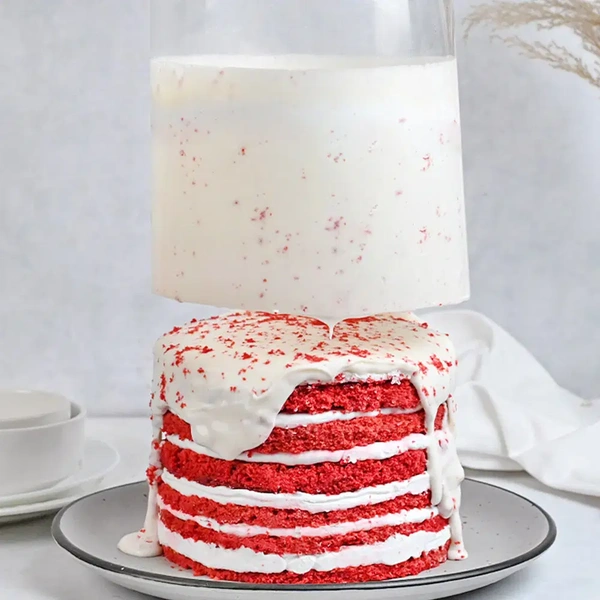 Red Velvet Pull Me Up Cake - 2 Kg