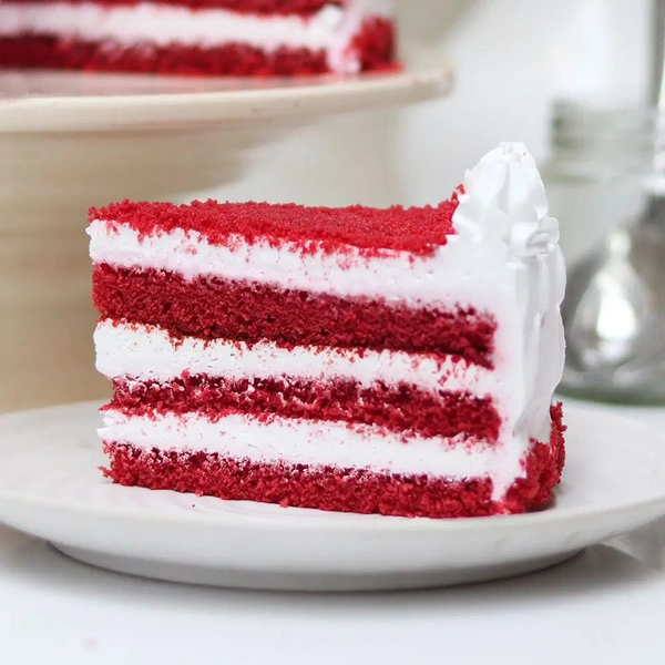 Red Velvet Crumble Cake - 500 Gm