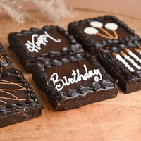 Choco Walnut Brownies Set - 6 Pcs