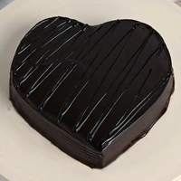 Golden Heart Pinata Chocolate Cake - 450 Gm
