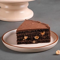 Ferrero Rocher Chocolate Cake - 500 Gm