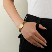 Emerald Stone Gold Bracelet