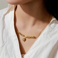 Etoile Heart Necklet
