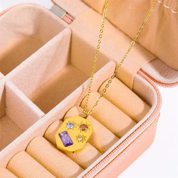Classic Chic Golden Necklace