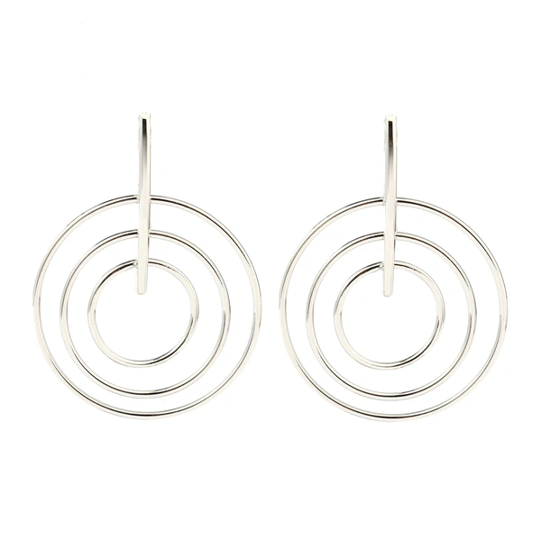 Captivating Luxury Silver Earring