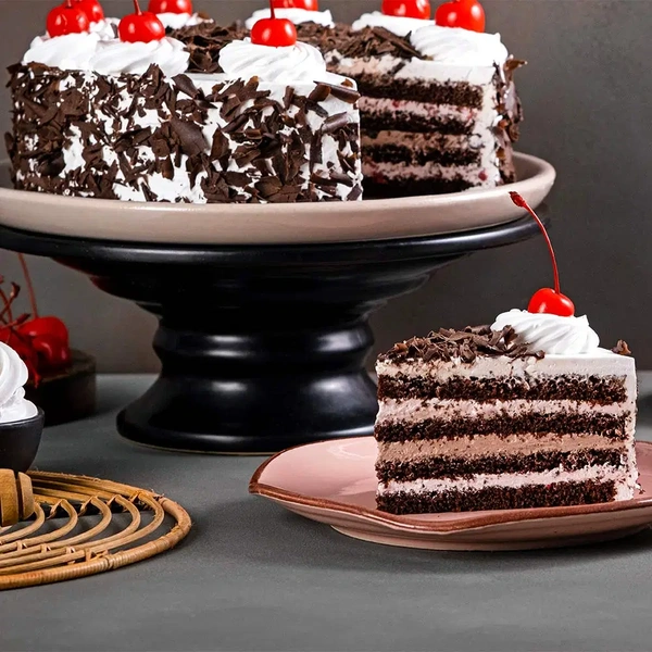 Classic Black Forest Cake - 1 Kg