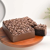 Rosette Chocolate Cake - 1.5 Kg