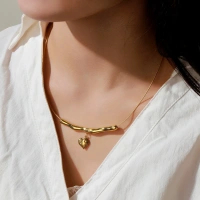 Etoile Heart Necklet