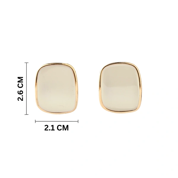Endowed Luxury Gold Earring