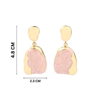 Swanky Luxury Gold Earring