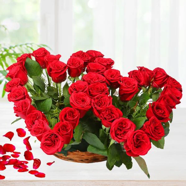 Red Roses Basket