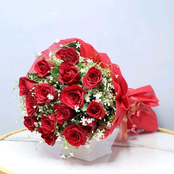 15 Red Roses Bouquet
