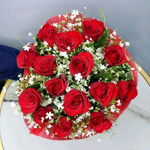15 Red Roses Bouquet