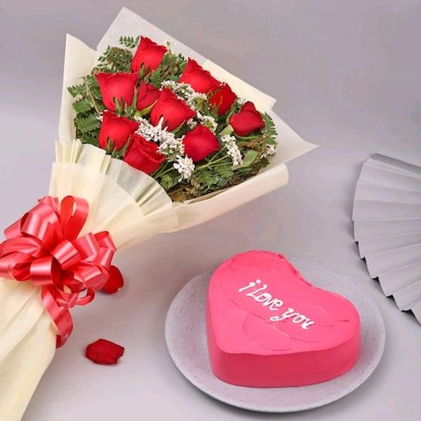 10 Red Roses With Vanilla Cake
