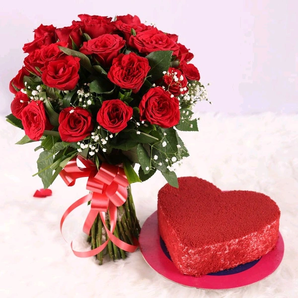30 Red Roses With Red Velvet Cake