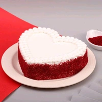 10 Mix Roses With Red Velvet Cake