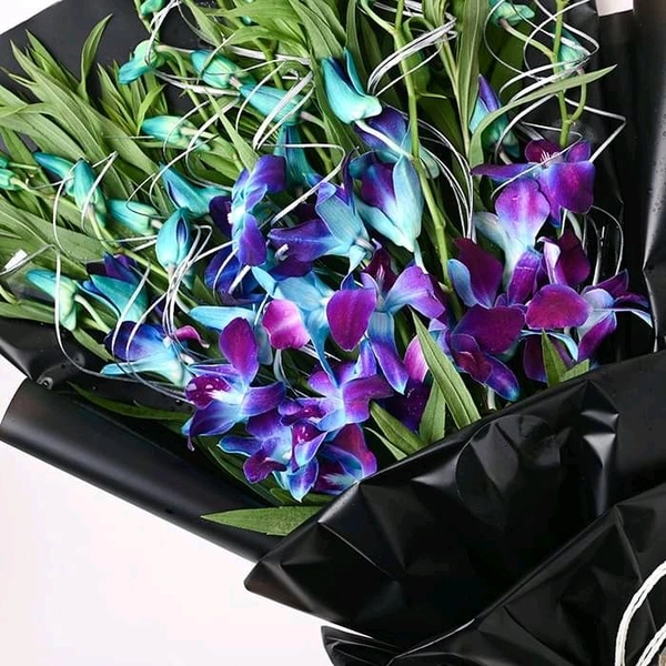 10 Blue Orchids Bouquet