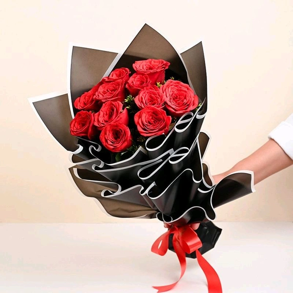 10 Red Roses Bouquet