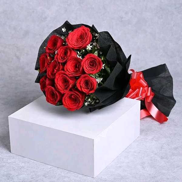 10 Red Roses Bouquet