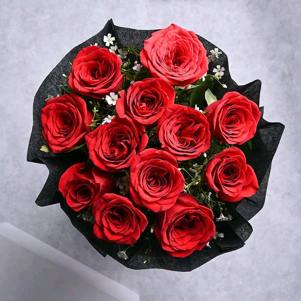 10 Red Roses Bouquet