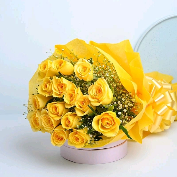 15 Yellow Roses Bouquet