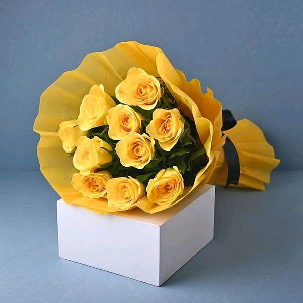 10 Yellow Roses Bouquet