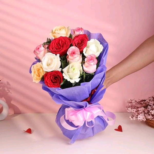 12 Mix Roses Bouquet