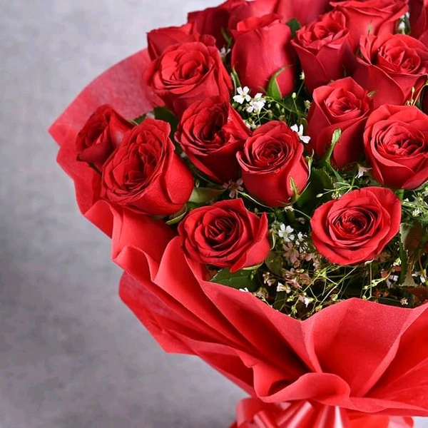 30 Red Roses Bouquet