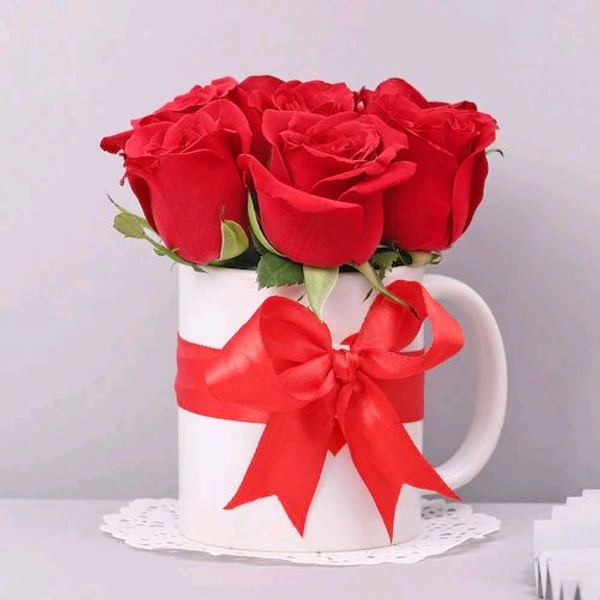 Red Roses Charm Mug