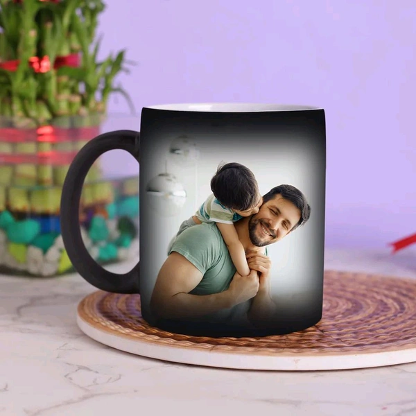 Cuddling Dad Personalized Magic Mug